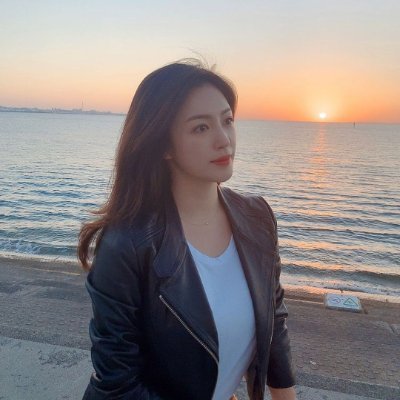 SyndraLux72016's profile picture. It only takes one person to change your life, you