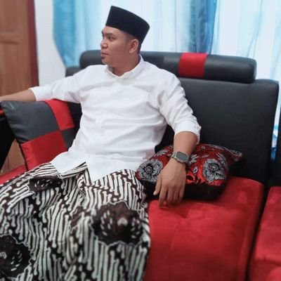 Ah_ryfae's profile picture. Nguli, Ngopi, Ngaji