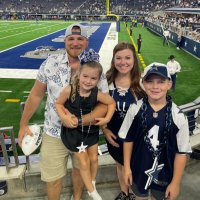 Don (@dhrbr3) 's Twitter Profile