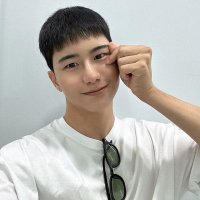 SLOW 은빛목련 (@silvermag1109) 's Twitter Profile