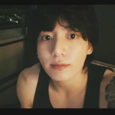 -꿈없이 사는 것보다 죽는 것이 낫습니다-
WE ARE BULLETPROOF -- 20220610
Fan acc: @BTS_twt #BTS_Proof
