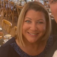 Lindsay Robinson (@linzrobbo2) 's Twitter Profile