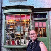 Holly Reynolds(@thereadingscot) 's Twitter Profile Photo
