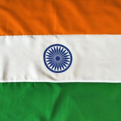 vlogsravi7318's profile picture. 🚩बागेश्वर धाम सरकार भक्त 🚩
🚩जय श्री खाटू श्याम 🚩
🚩जय श्री राम 🚩