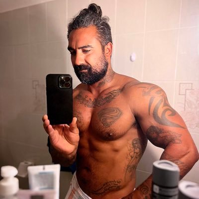 BrettHoare1's profile picture. International Trainer, fitness instructor, Online Coach & PT. Living the dream in the Canary Islands 🇮🇨 & the UK 🇬🇧- IG https://t.co/4bk0hBr9ys