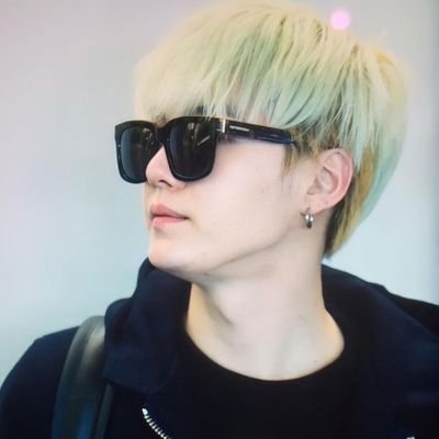 MinShoky24996's profile picture. 