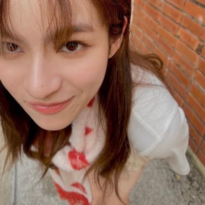 เป็นคนหน้าตาดีคะ จบ