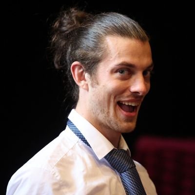Actor / Theatre Practitioner
https://t.co/TGF1Nky8mZ
https://t.co/2dyNA27c7F