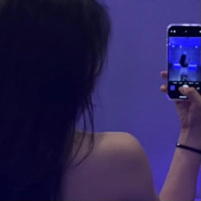 foxstars134340's profile picture. 