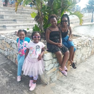 mzwanelegqwashu's profile picture. My God and my Ancestors are with me.✌️