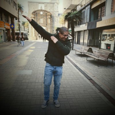 Ingeniero informatico, cocinero, ₿itcoiner, amante de las criptomonedas y de la tecnologia. Yo me encuentro un cablecito y me emociono.