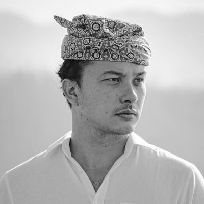 Bukan Nicolas Saputra