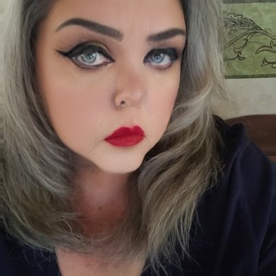 Elusive_Angel's profile picture. Mitákuye Oyás'iŋ