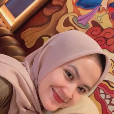 seta_dhewi's profile picture. 