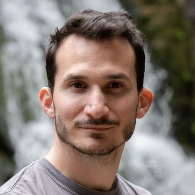 ☄️ Docteur en astrochimie, ingénieur chimiste
🎙️ Vulgarisateur sur twitch #ToutSeComprend (twitch partner)