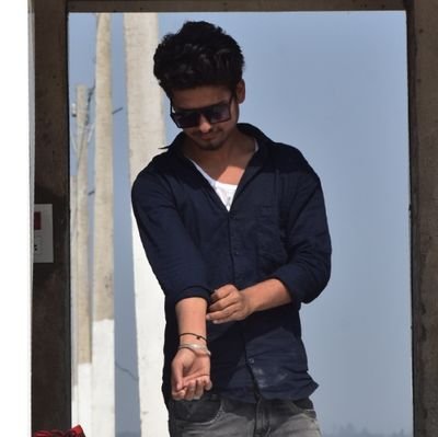 itzme_aakash100 Profile Picture