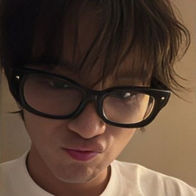 r4eel009's profile picture. 19