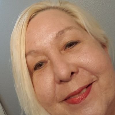🌻 #Research writer #poetry, #essays, Academics, freelance writer. Teacher; tutor, #bipolar;
#Democrat; Marquis' and Strathmore's Who's Who