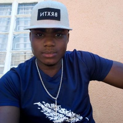 lucky_fique's profile picture. freelance eaner