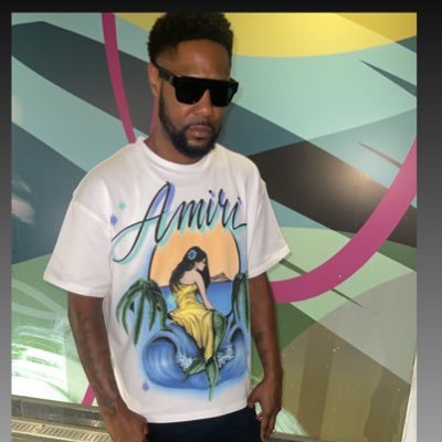IM ALL BOUT MONEY$$$ R.I.P GREEDY MY BIG BROTHER/CHILDHOOD ROLE MODEL HE MADE ME A YOUNG BOSS