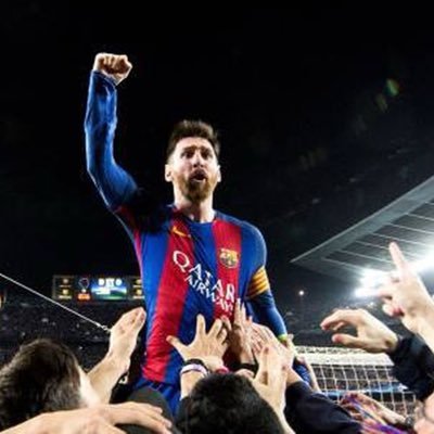 Messi mi ídolo, el mejor de la historia, culé he visto dos tripletes , un sextete 5 champions ,17 ligas ,y el mejor fútbol de la historia (mamá te amaré siempre