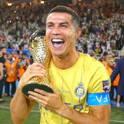 Perfil dedicado a Cristiano Ronaldo dos Santos Aveiro, conteúdo todos os dias! 🔔 Fan account do melhor jogador de todos os tempos, SIUUUU 🐐🇵🇹