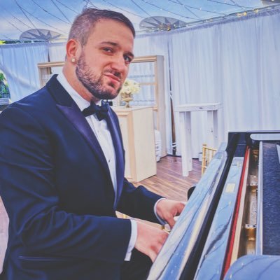 DylAndTheMusic's profile picture. 🎶🎤🎹🕺🏼🎭🎥 | 🔍 #DylanAndTheMusic | E-mail: DylanAndTheMusic@gmail.com