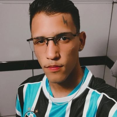 1903 FBPA 🇪🇪                                                                                  
🇪🇪 Grêmio Eu Tou a Vida..🎶