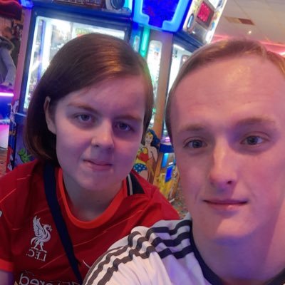 AaronTweets28's profile picture. Football ⚽🔴 & Darts 🎯 are Life