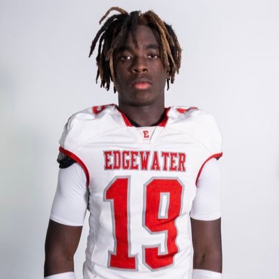 WR | 2025 | @edgewaterFb | 4.44 40 | 10.95 100m | 3.5 unweighted/4.4 weighted GPA | brandon19paul@gmail.com | phone 310-923-0618