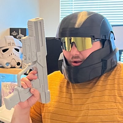 Digital Media Director @Galactic_Armory: 3D Printist of Mando Armor & Gundam Aficionado. You've seen my stuff on @RoosterTeeth @SharkWeek @WBHomeEnt @WWE