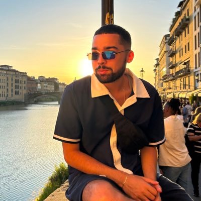 m_ario11's profile picture. XXVI #LakeShow