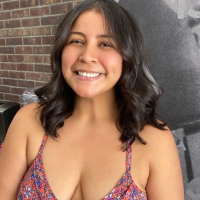 ramirezmayra11's profile picture. 🌸In my Mom Era to 3 littles /🧘🏽‍♀️Buenas Vibras / 🇸🇻