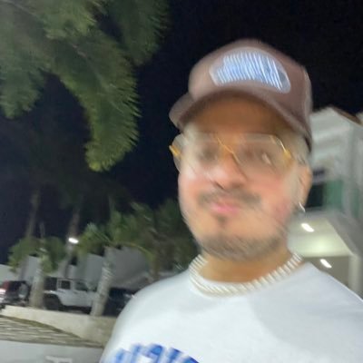 Thunderpokemon's profile picture. AUX cord king !!!