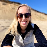 Emily Harris (@emily_c_harris) Twitter profile photo