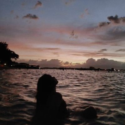 Jafsrng's profile picture. When life is difficult, I hope you see God smiling at you.