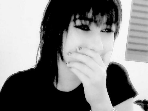 blood_Flavia's profile picture. Bipolar (:        Andy sixx ♥