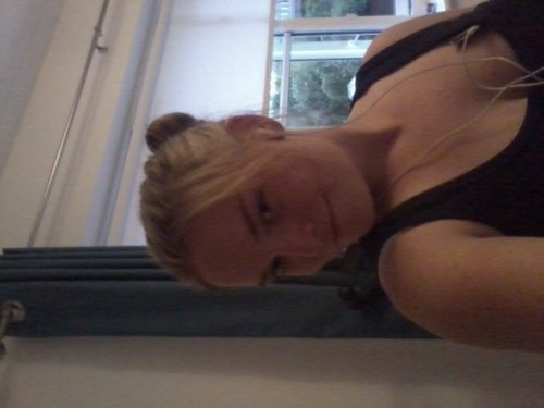 LillyHoward13's profile picture. 