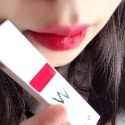 20代後半/0歳5歳7歳のママ❤️韓ドラ❤︎メイク💄ネイル💅❤︎食べる事❤︎痩せたい❤︎でもチョコやお菓子大好き❤︎懸賞❤︎ゲーム🎮も大好き❤今年は健康でハッピーな年にしたい！無言フォロー失礼致します。