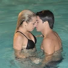 fc dedicado a lua e arthur mais conhecido como luar
donas:@luarblan_ e @heloisamonteir1
since:23/01 madrinhas:@bebeluar e @unidosporchamel