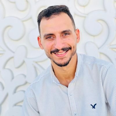 ويَبقیٰ ما نتخيلهُ قبل النوم مُجرد حَلم لم يتحقق ابداً😕 Yùöşêf 💔