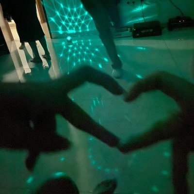 loominears's profile picture. 