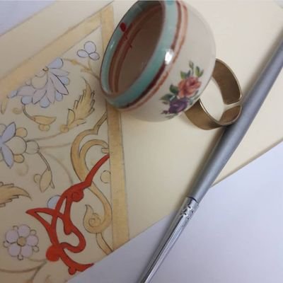 I have been working in Iranian painting for seven years and I do everything you see by hand.
Persian_art,handicraft
Handmade