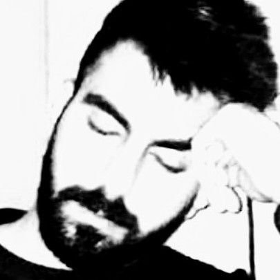 Biliyorum muazzam besteler değil yüksek ihtimalle de star olamam. Maksat ilerde pişman olmamak. Hani şu yaptıklarından değil yapmadıklarından meselesi