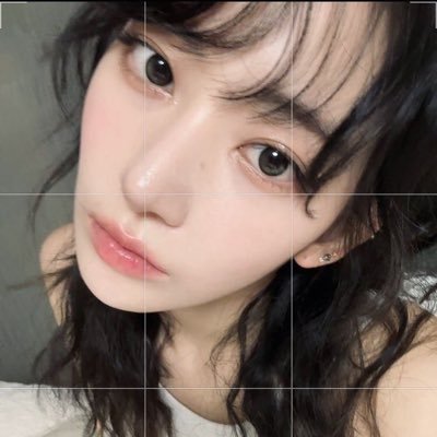 lunedemielshb's profile picture. SUNG HANBIN