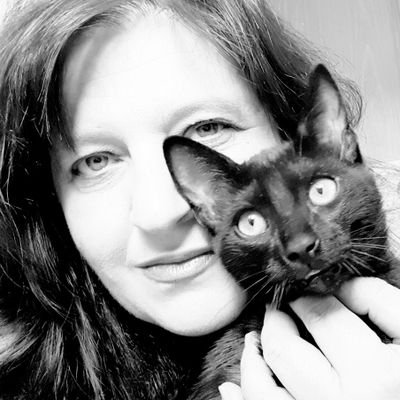 cristinadiaz909's profile picture. Aspirando al retroprogreso