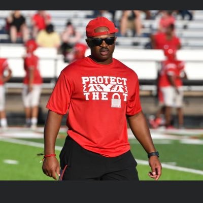 Safeties coach at Terrell High School/Refugio High School Alumni/UTSA Alumi