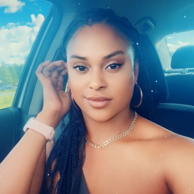 glitterball1017's profile picture. 