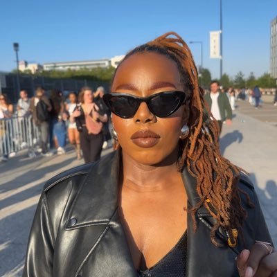 WendygoBeauty's profile picture. Paris Beauty Makeup Artist Instagram @wendygobeauty