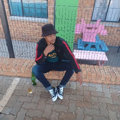 IsraelAce19's profile picture. Kaizer chiefs  ✌️ 
Man city  unstoppable train 🚆